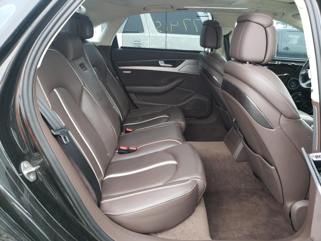 Photo 6 from auction – 2013 AUDI A8 L QUATT with VIN WAUR2AFD3DN026907