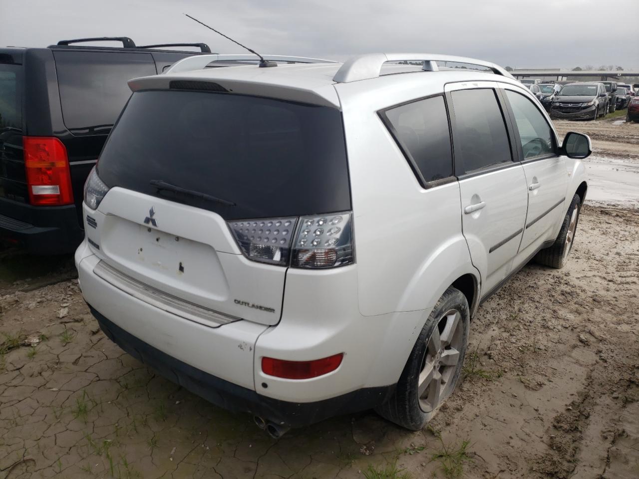 Zdjęcie 4 z aukcji – 2007 MITSUBISHI OUTLANDER z VIN JA4MS41X47U011952