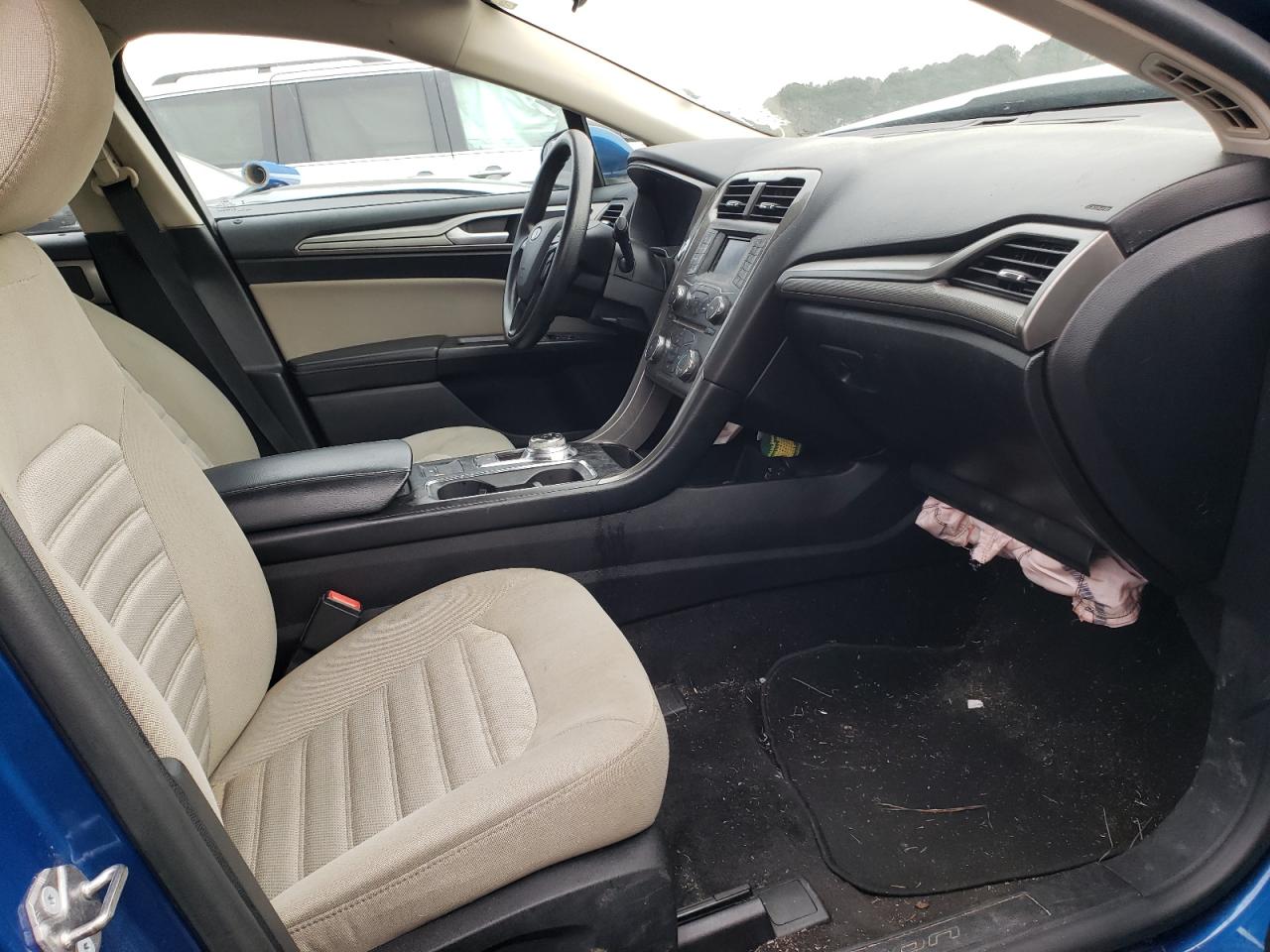 Photo 5 from auction – 2018 FORD FUSION S with VIN 3FA6P0G76JR203412