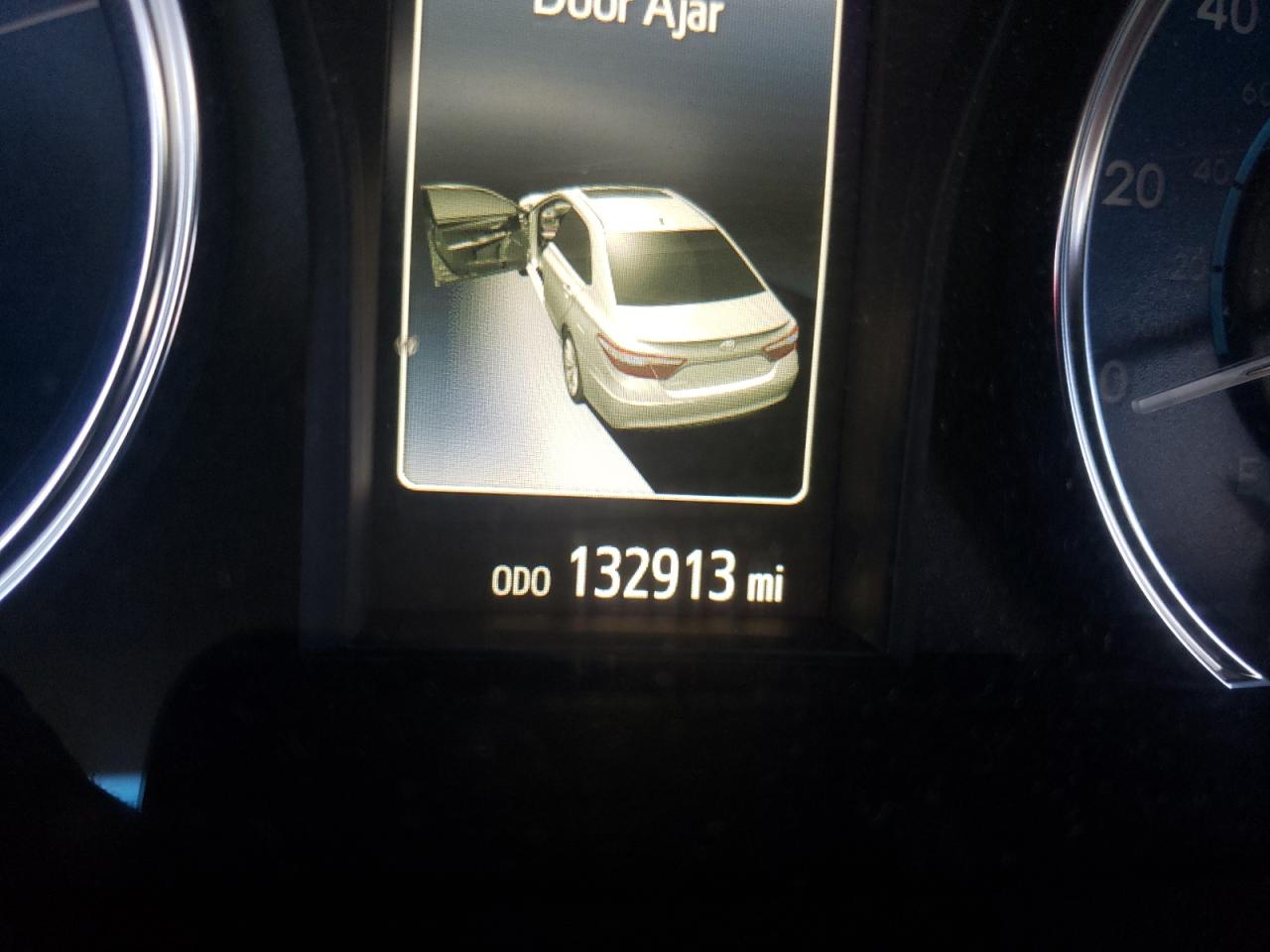 Photo 8 from auction – 2016 TOYOTA CAMRY HYBR with VIN 4T1BD1FK7GU179924