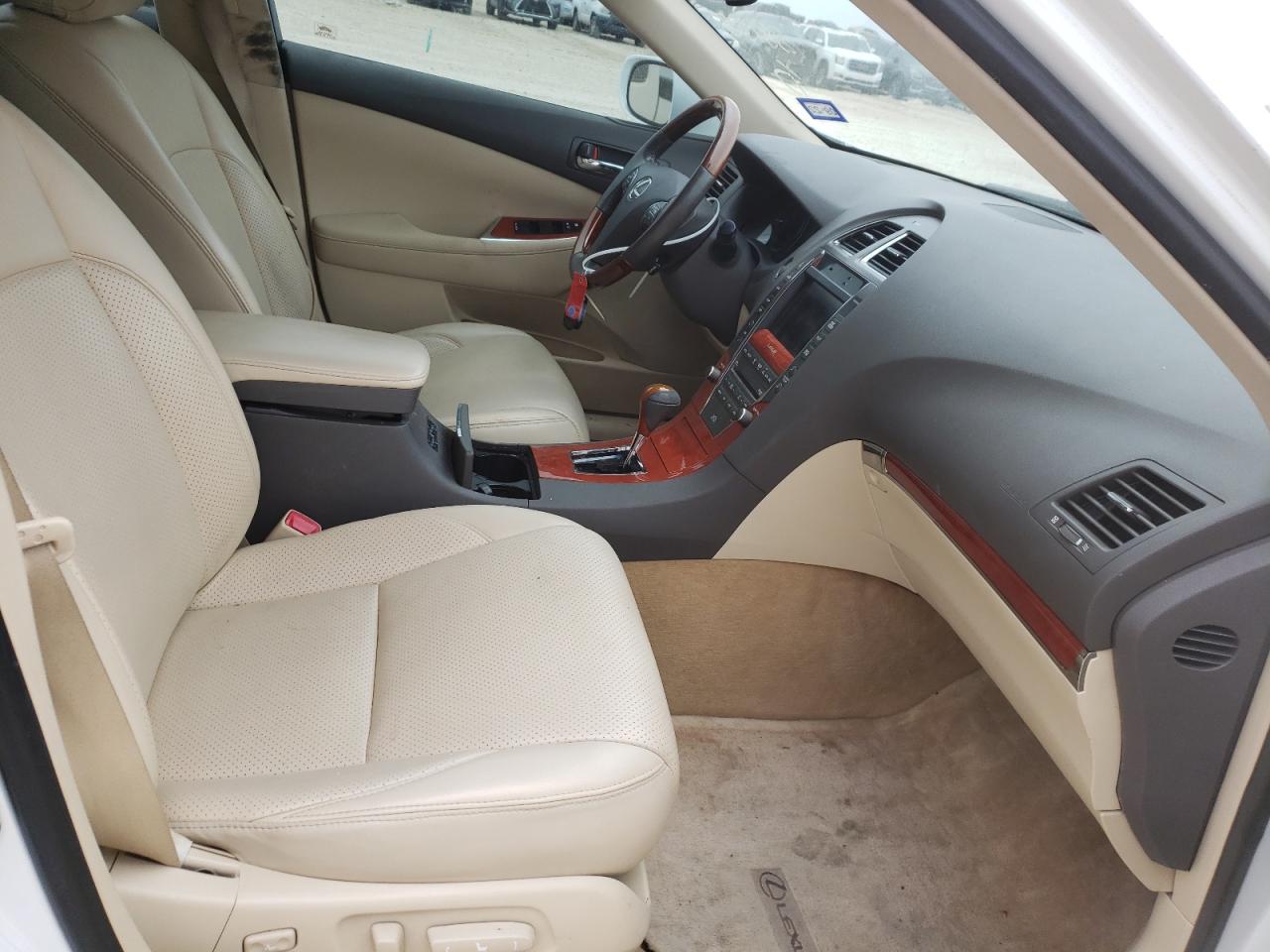 Photo 5 from auction – 2011 LEXUS ES 350 with VIN JTHBK1EG9B2455563
