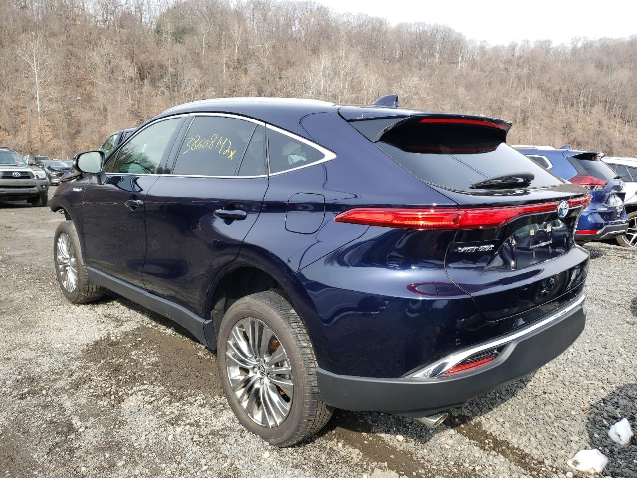 Photo 3 from auction – 2021 TOYOTA VENZA LE with VIN JTEAAAAH2MJ017003