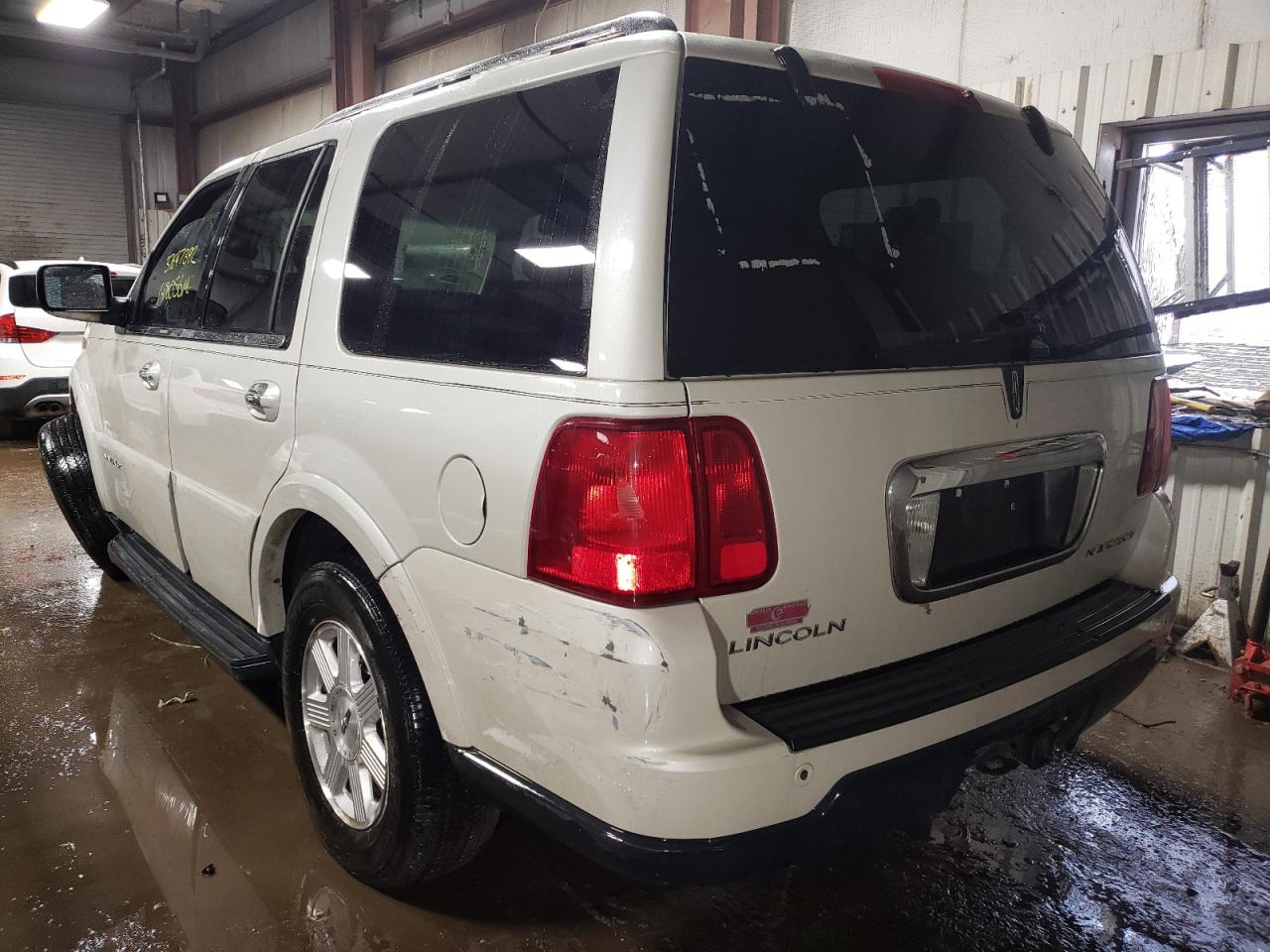 Photo 3 from auction – 2006 LINCOLN NAVIGATOR with VIN 5LMFU27546LJ12585