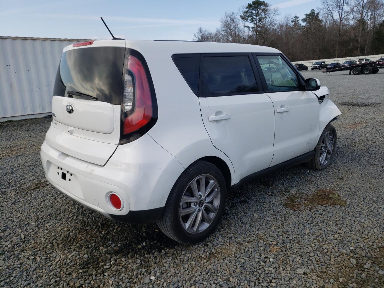 Photo 4 from auction – 2019 KIA SOUL + with VIN KNDJP3A58K7698864