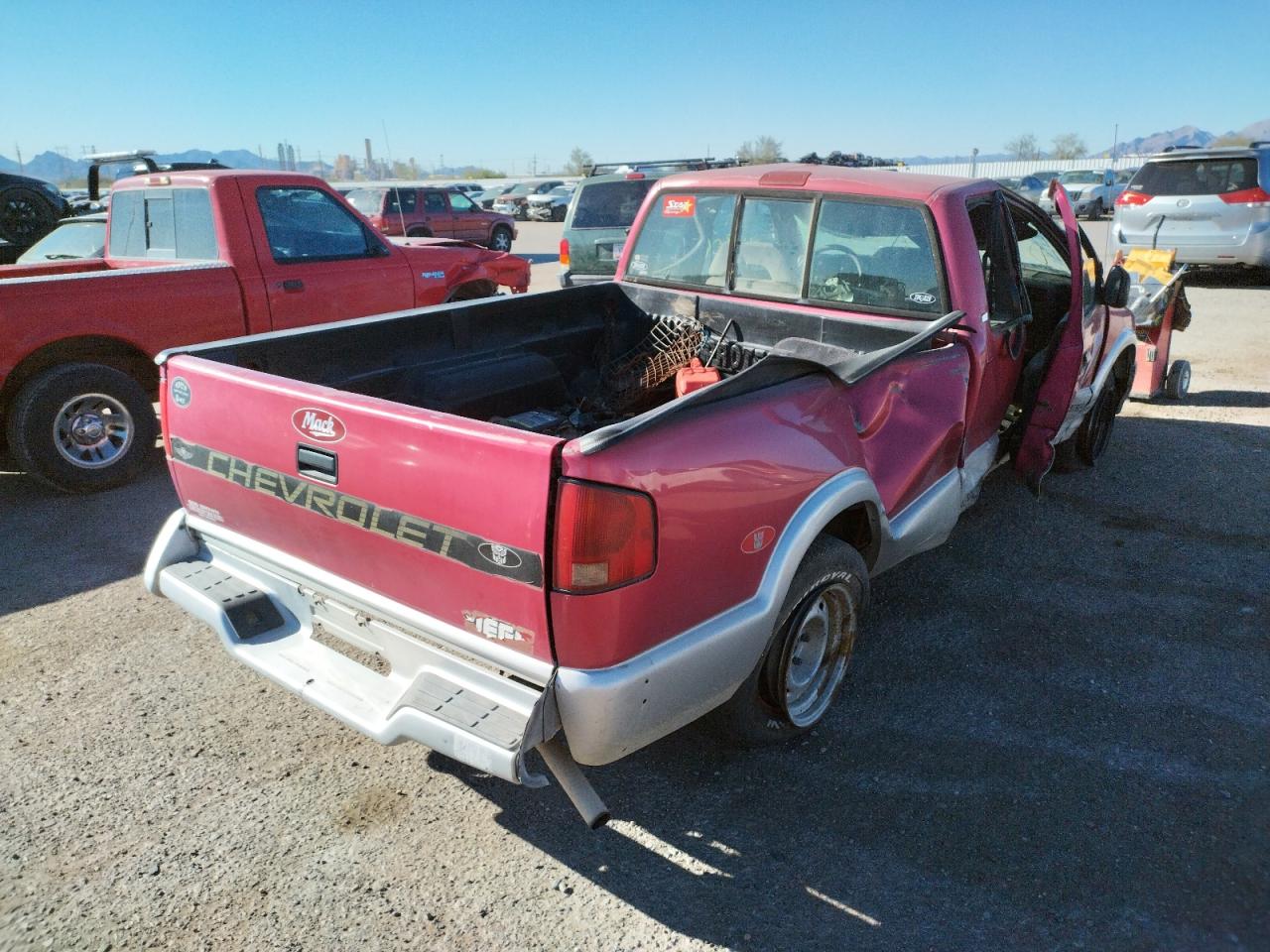 Photo 4 from auction – 1994 CHEVROLET OTHER with VIN 1GCCS19Z9R8173593