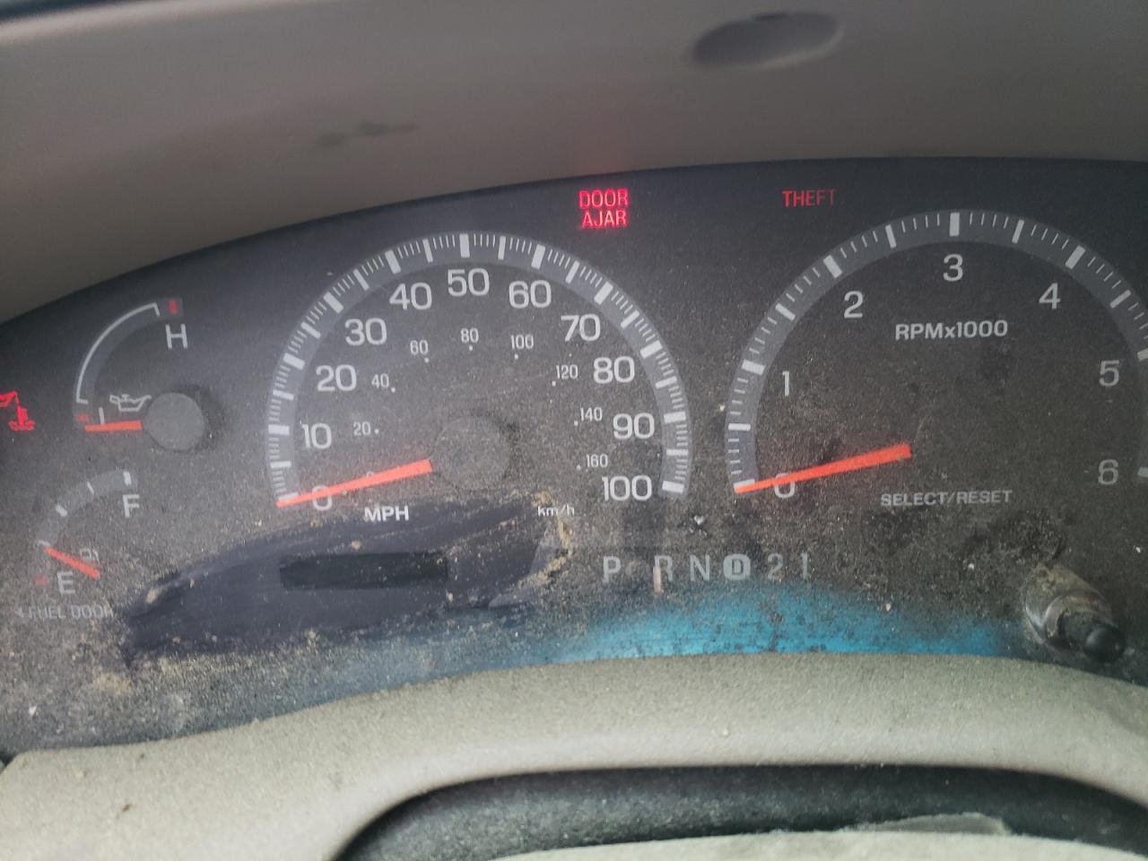 Photo 8 from auction – 2002 FORD F150 with VIN 1FTRX17W82NA43817