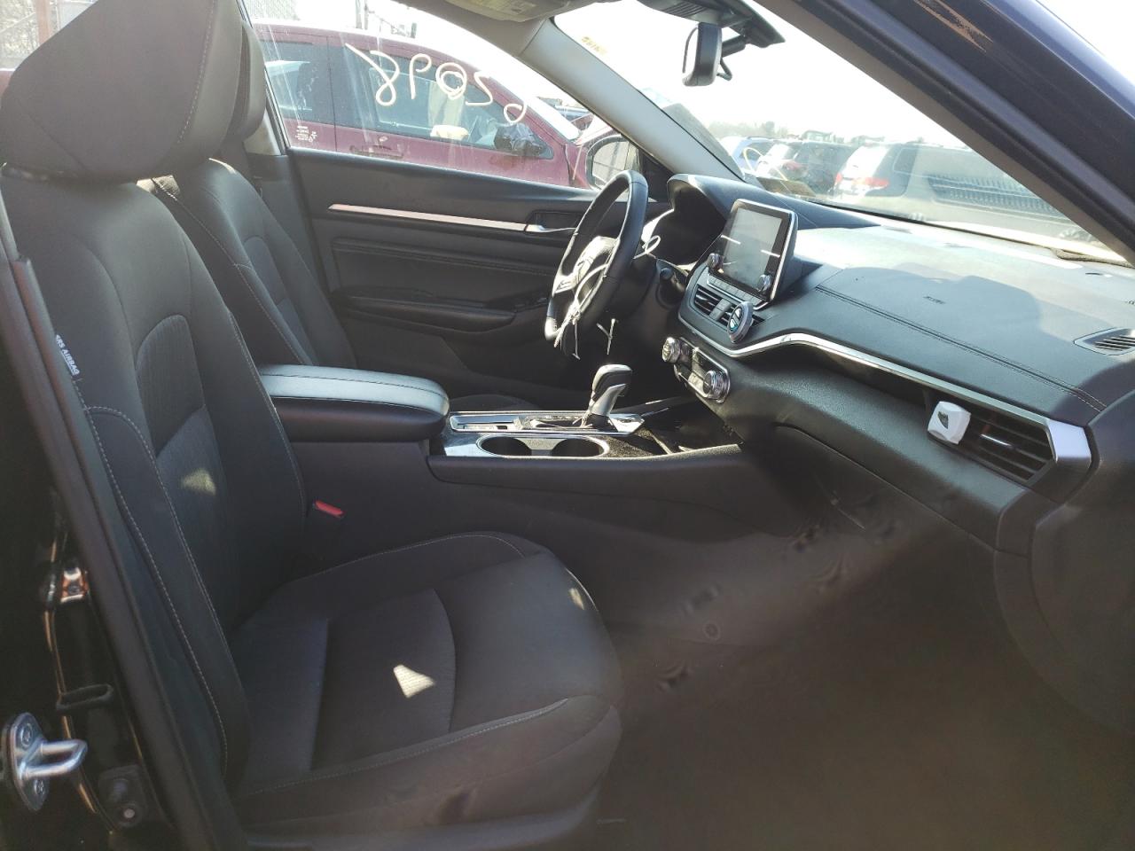 Photo 5 from auction – 2020 NISSAN ALTIMA SV with VIN 1N4BL4DW2LC138489
