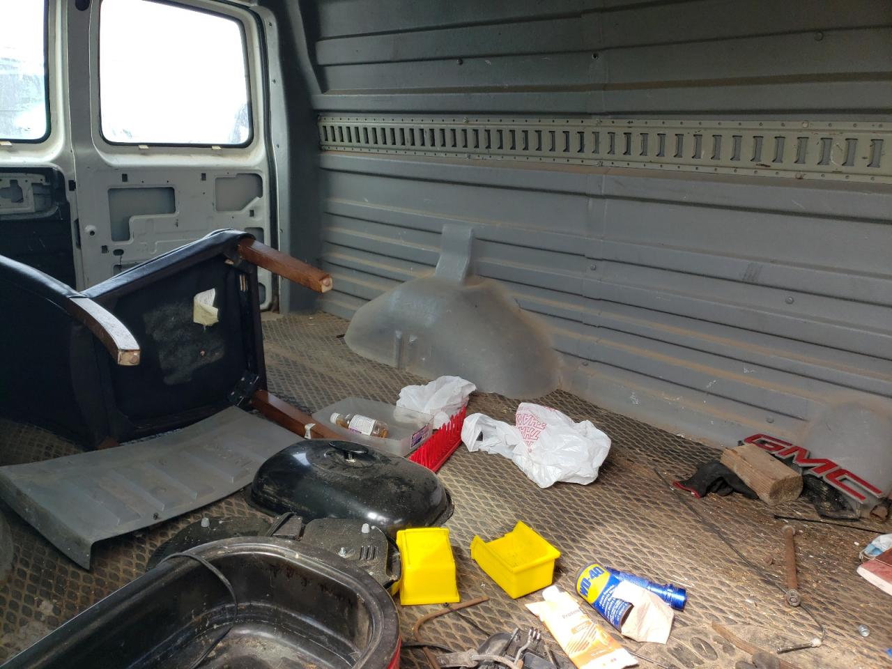 Photo 6 from auction – 1998 CHEVROLET EXPRESS G3 with VIN 1GCHG35R8W1076950
