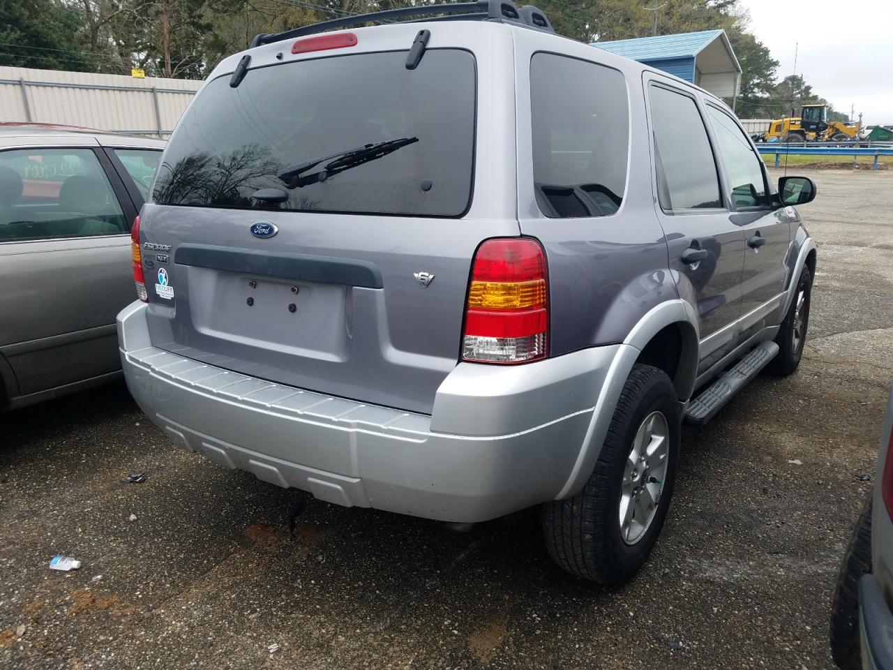 Photo 4 from auction – 2007 FORD ESCAPE XLT with VIN 1FMYU031X7KA04451