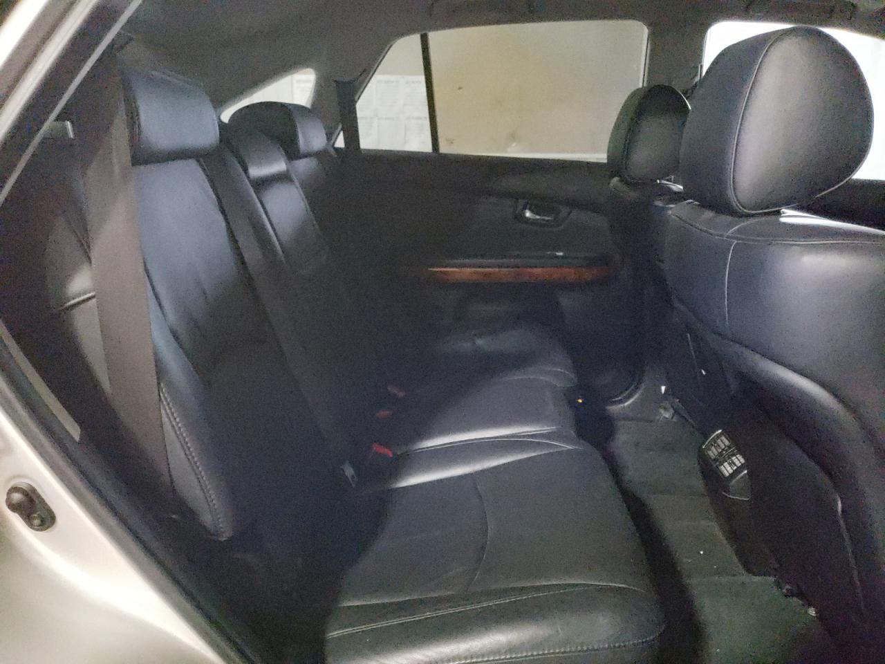 Photo 6 from auction – 2007 LEXUS RX 350 with VIN 2T2HK31U27C026188