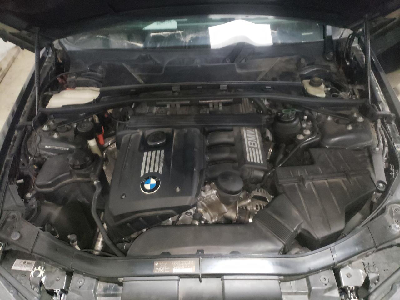 Photo 7 from auction – 2007 BMW 328 XIT with VIN WBAVT73527FZ35098
