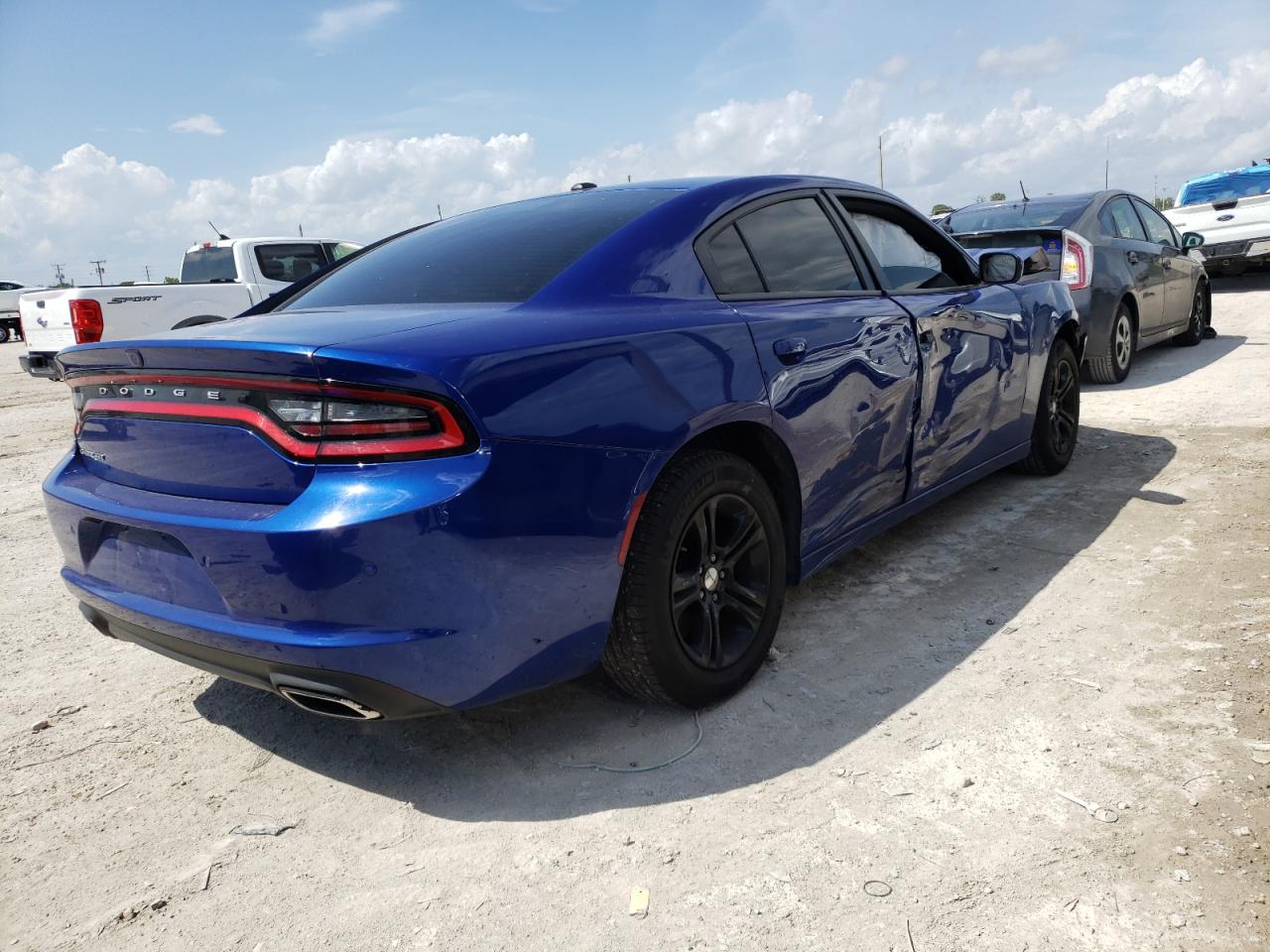 Photo 4 from auction – 2019 DODGE CHARGER SX with VIN 2C3CDXBG1KH748229