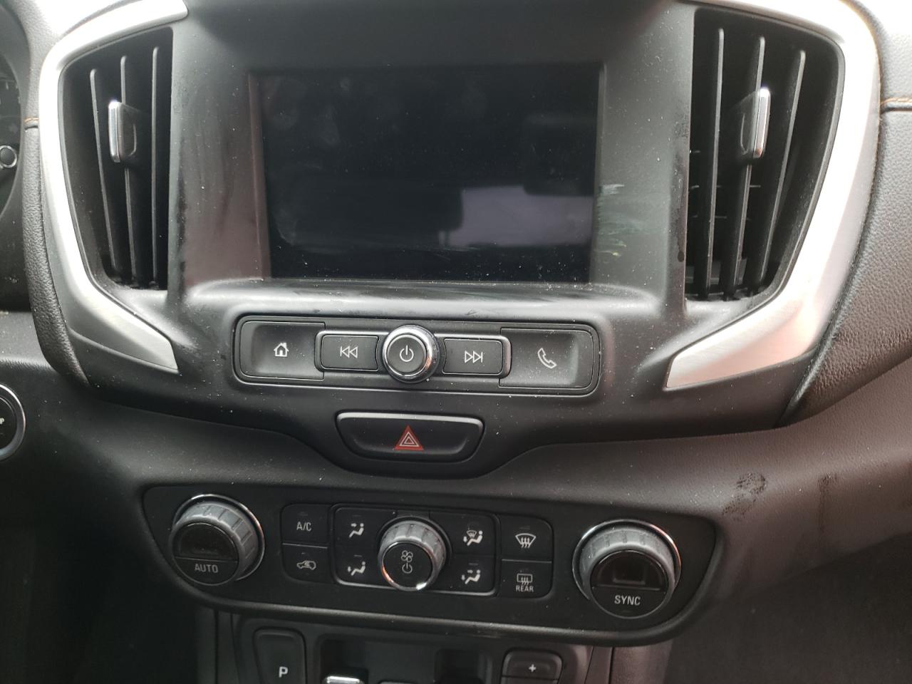 Photo 9 from auction – 2018 GMC TERRAIN SL with VIN 3GKALTEV3JL289448
