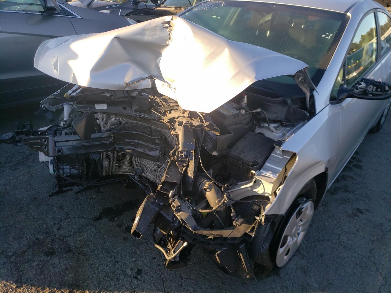 Photo 9 from auction – 2018 KIA FORTE LX with VIN 3KPFK4A79JE260848