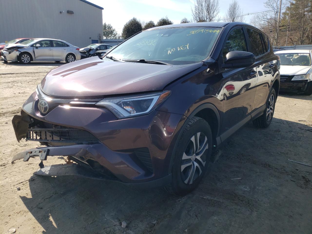 Photo 2 from auction – 2018 TOYOTA RAV4 LE with VIN 2T3BFREV0JW709959