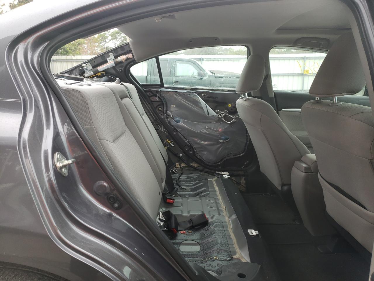 Photo 6 from auction – 2015 HONDA CIVIC EX with VIN 19XFB2F87FE110878