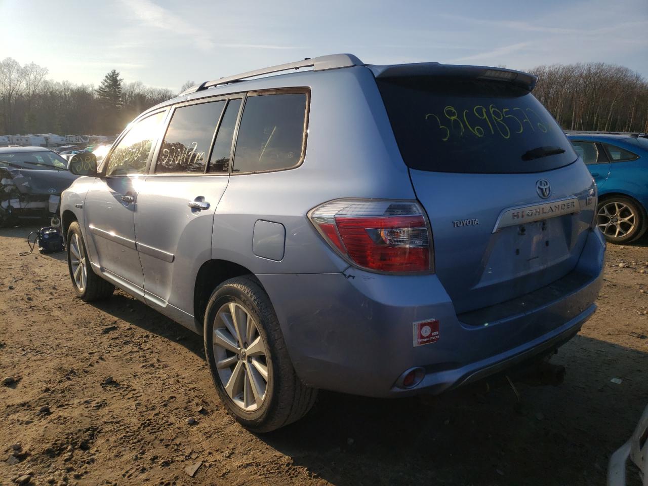 Photo 3 from auction – 2008 TOYOTA HIGHLANDER with VIN JTEEW41A282000984