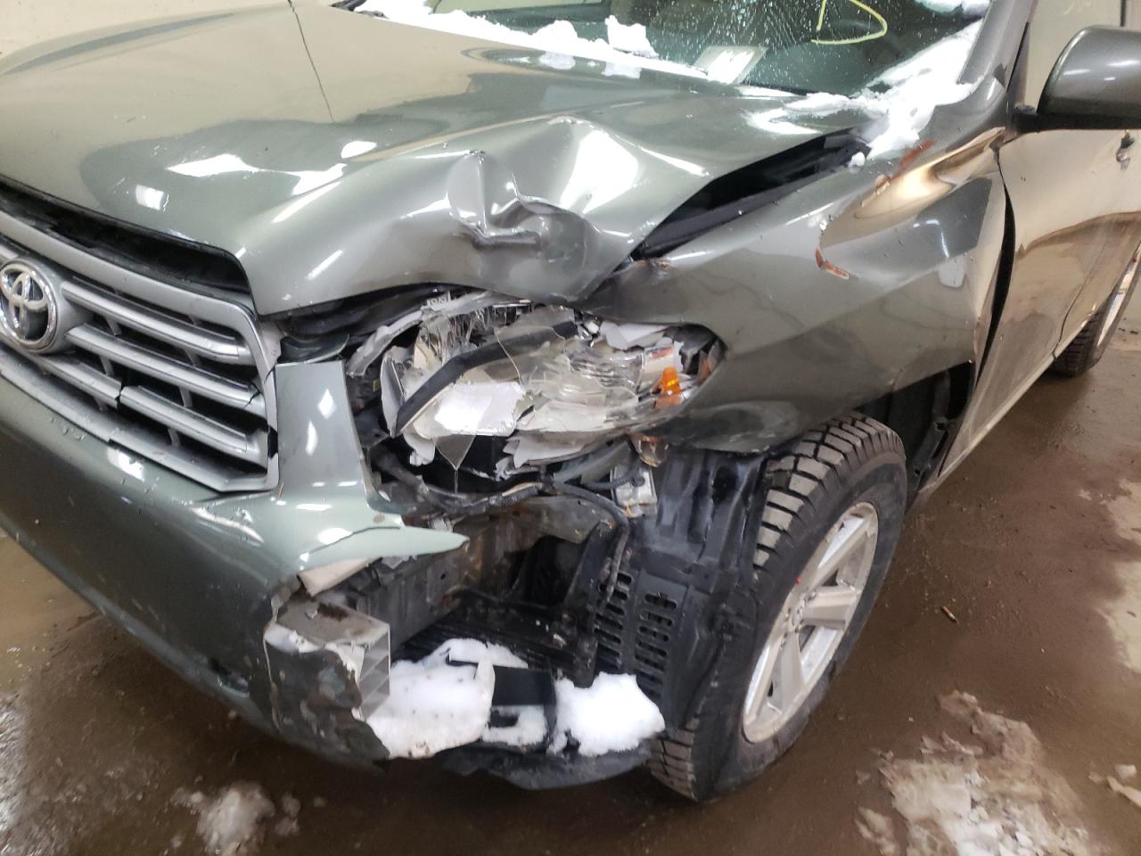 Photo 9 from auction – 2009 TOYOTA HIGHLANDER with VIN JTEES41A992143153