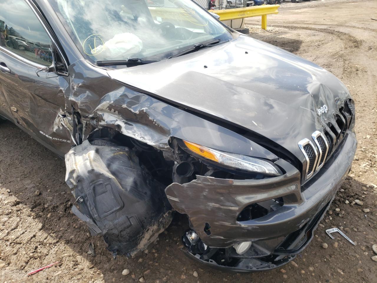 Photo 9 from auction – 2015 JEEP CHEROKEE L with VIN 1C4PJLCS6FW695245