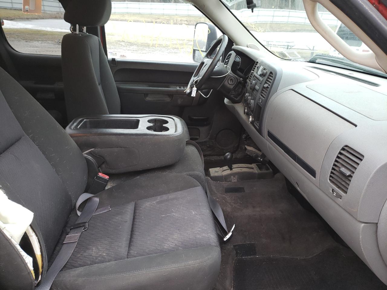 Photo 5 from auction – 2011 GMC SIERRA K15 with VIN 1GTR2UEA1BZ256009