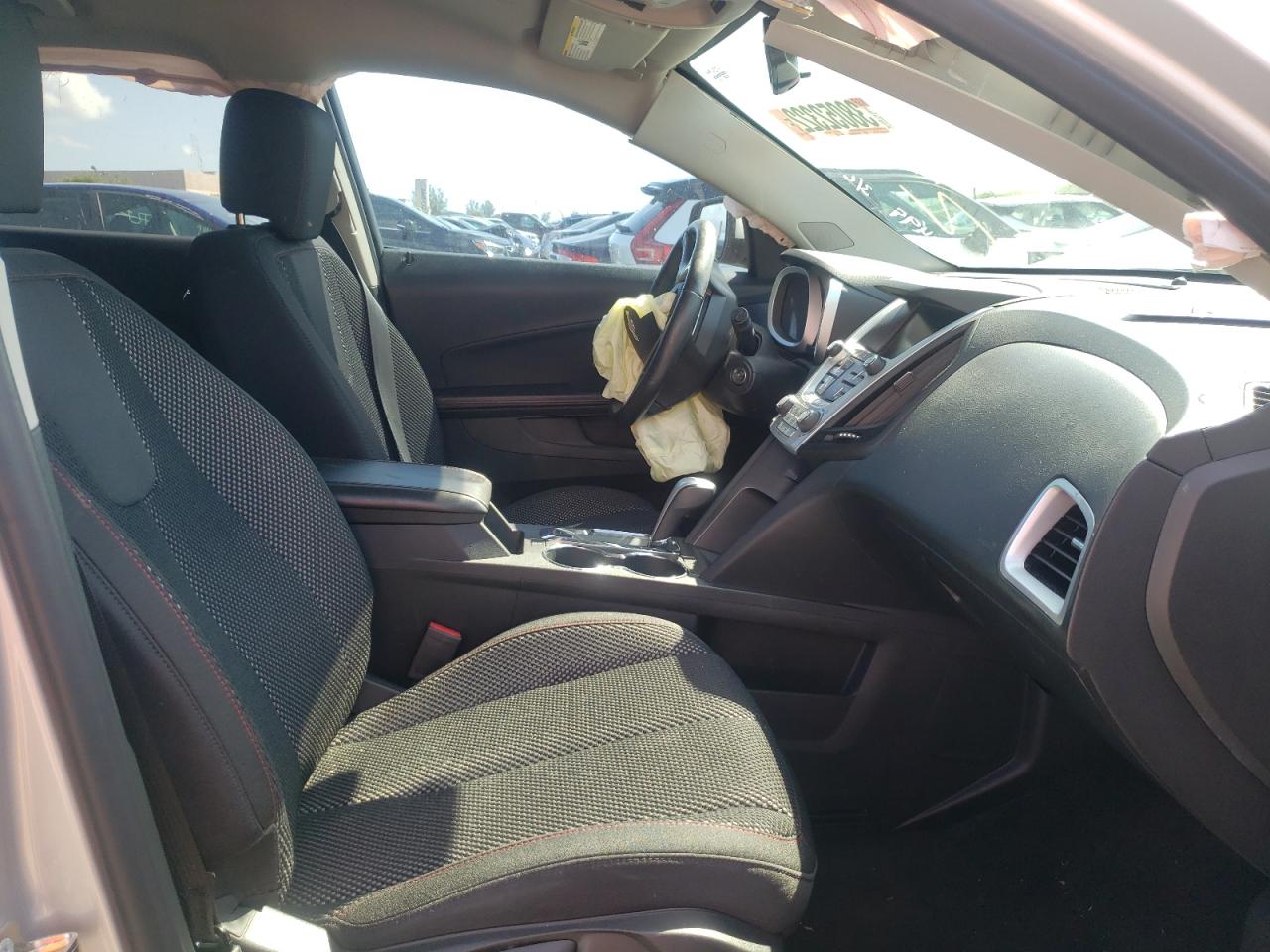 Photo 5 from auction – 2015 CHEVROLET EQUINOX LT with VIN 2GNALBEK2F1168499