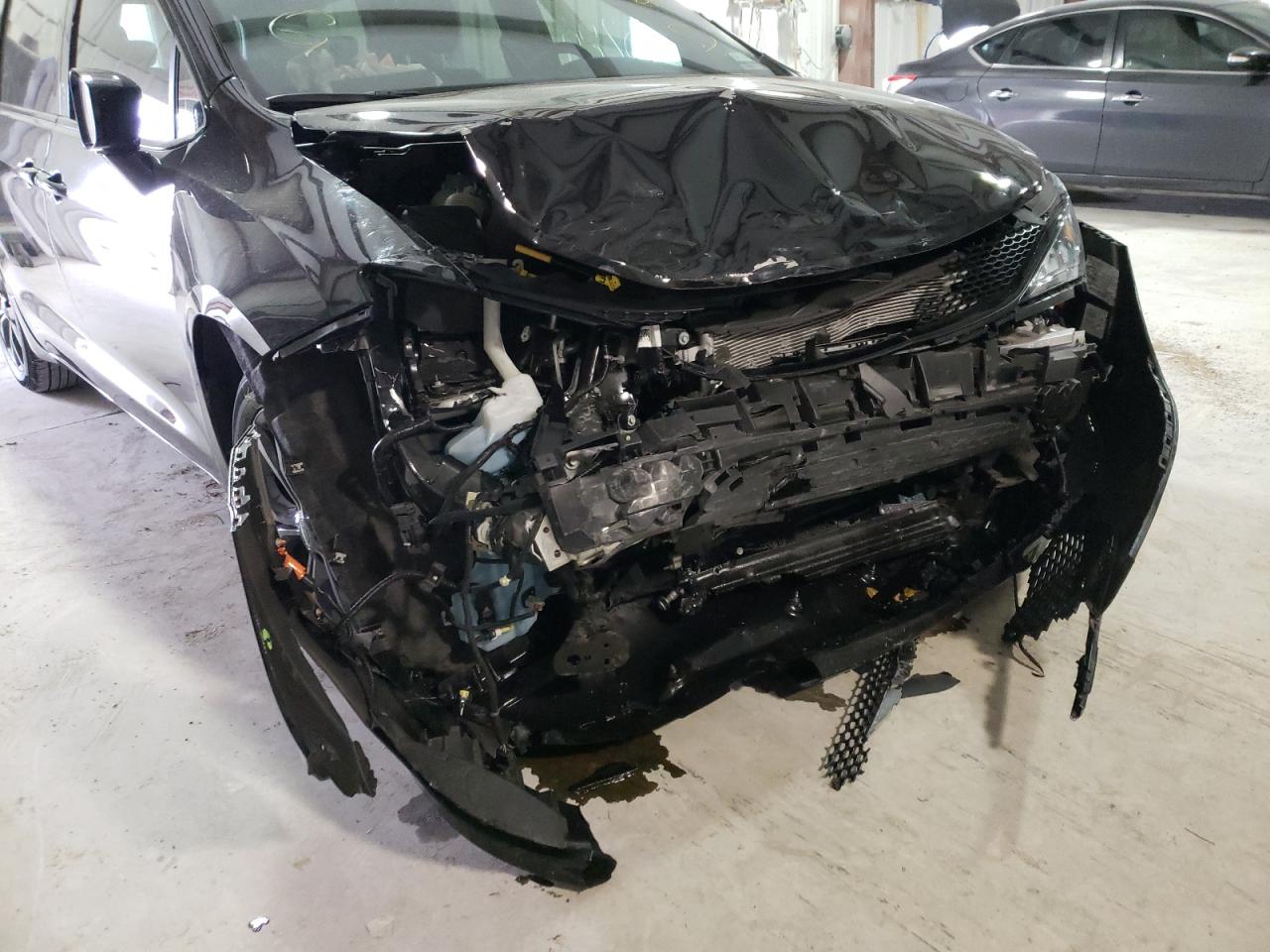 Photo 9 from auction – 2020 CHRYSLER PACIFICA T with VIN 2C4RC1FG7LR277666