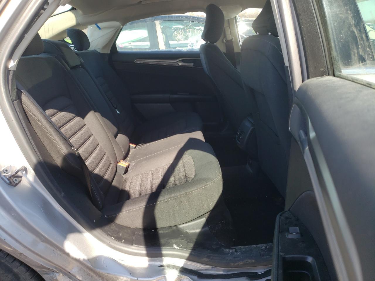 Photo 6 from auction – 2017 FORD FUSION SE with VIN 3FA6P0H76HR333392