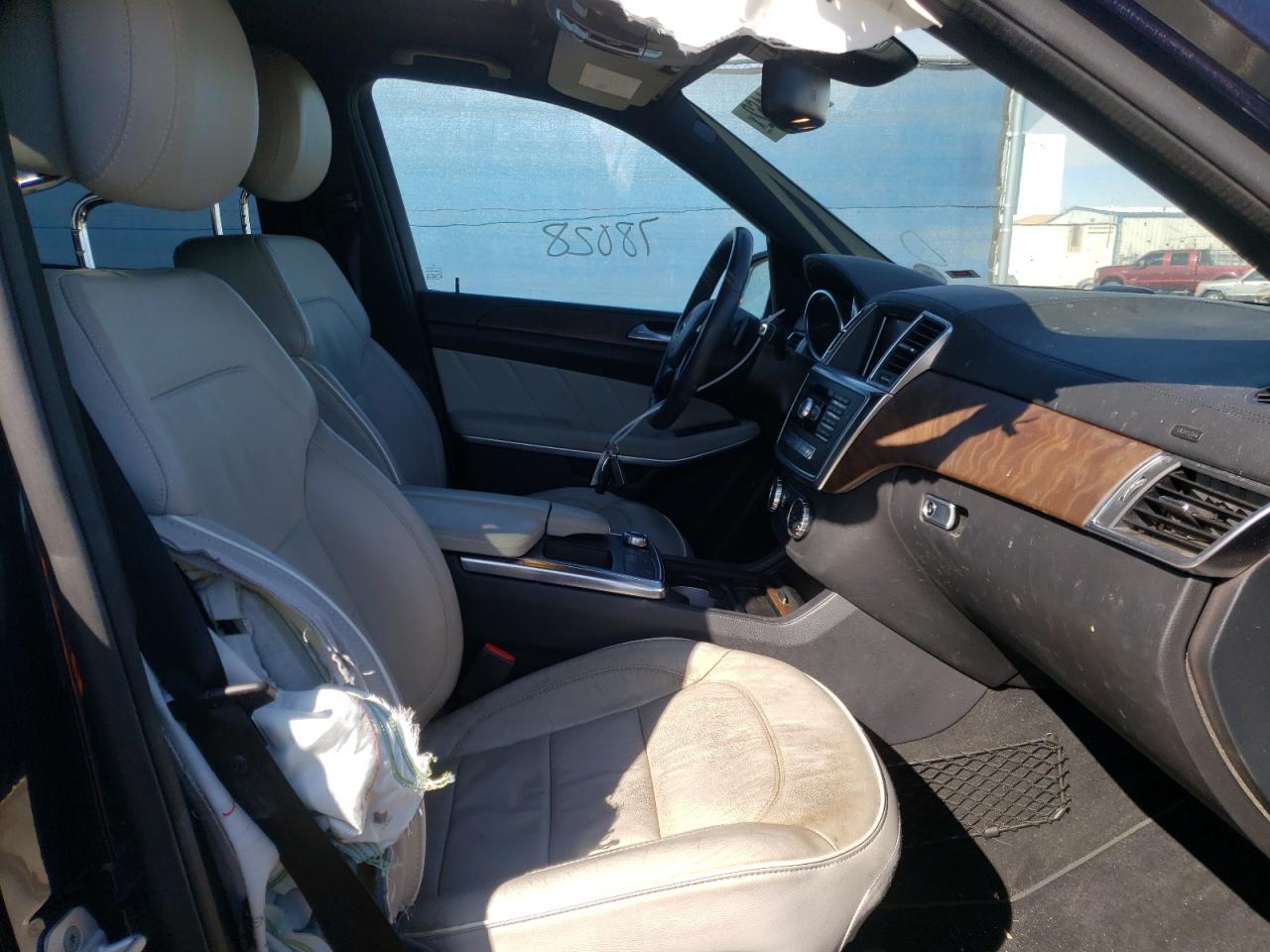 Photo 5 from auction – 2014 MERCEDES-BENZ GL 350 BLU with VIN 4JGDF2EE6EA338080