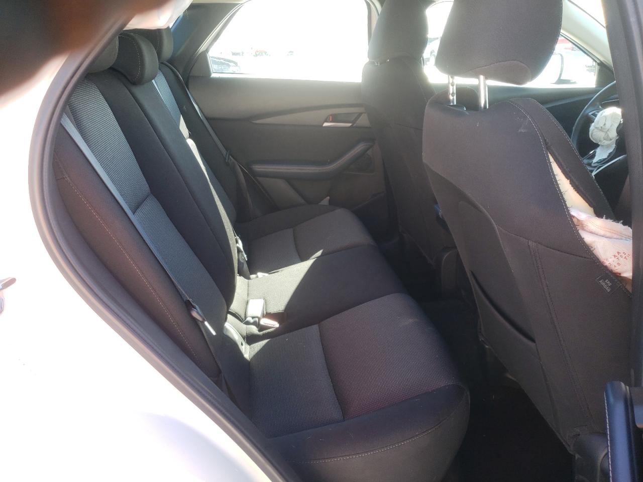 Photo 6 from auction – 2021 MAZDA CX-30 with VIN 3MVDMBAL4MM226599