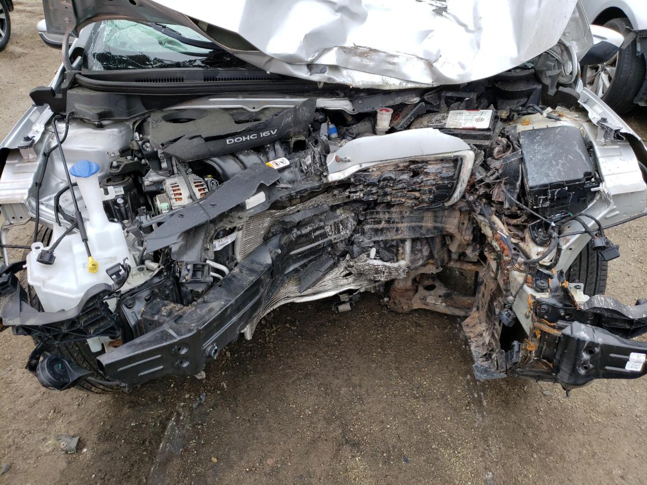 Photo 7 from auction – 2017 KIA FORTE LX with VIN 3KPFK4A71HE067152