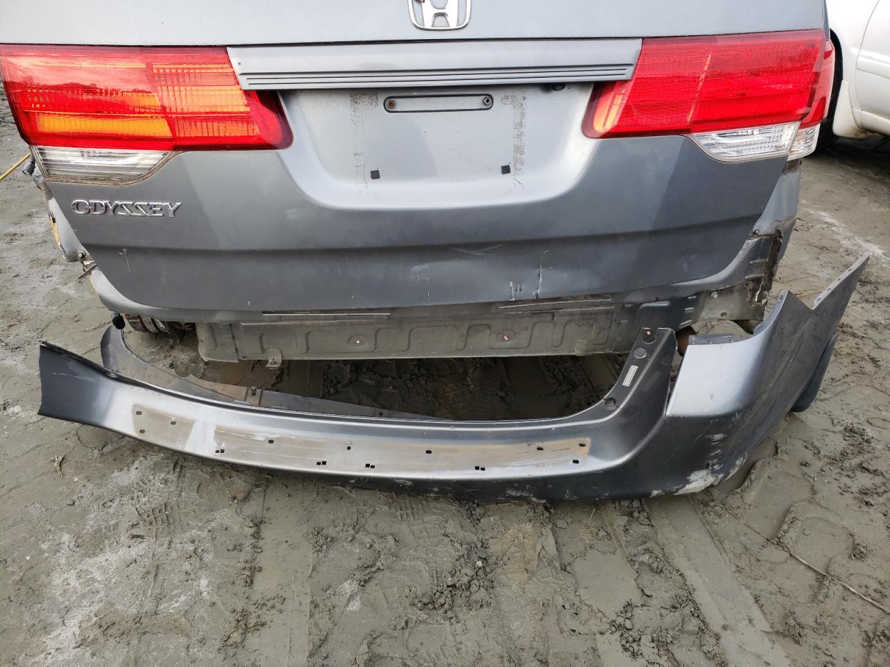 Photo 9 from auction – 2009 HONDA ODYSSEY EX with VIN 5FNRL38699B401800