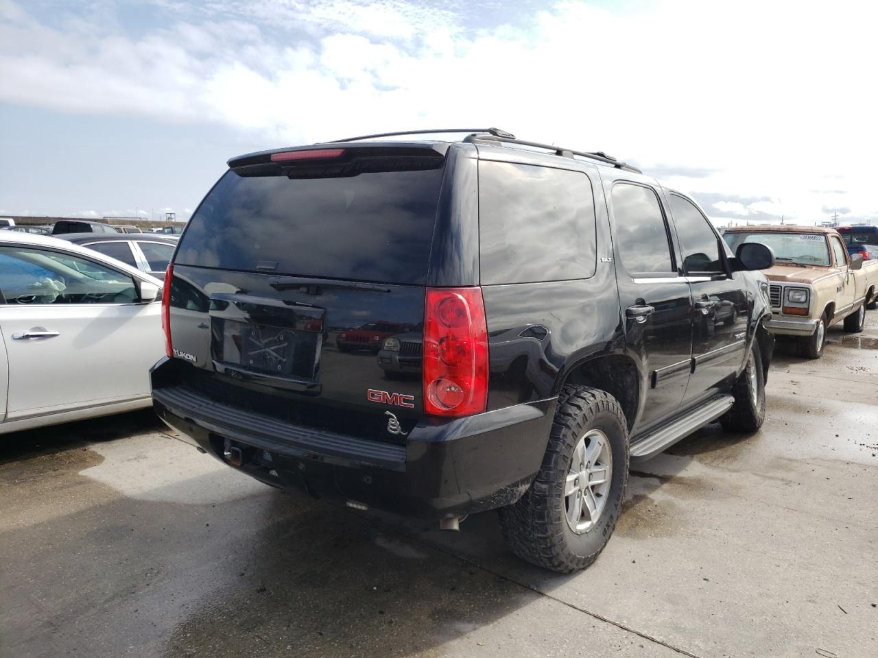 Photo 4 from auction – 2014 GMC YUKON SLT with VIN 1GKS2CE02ER191649
