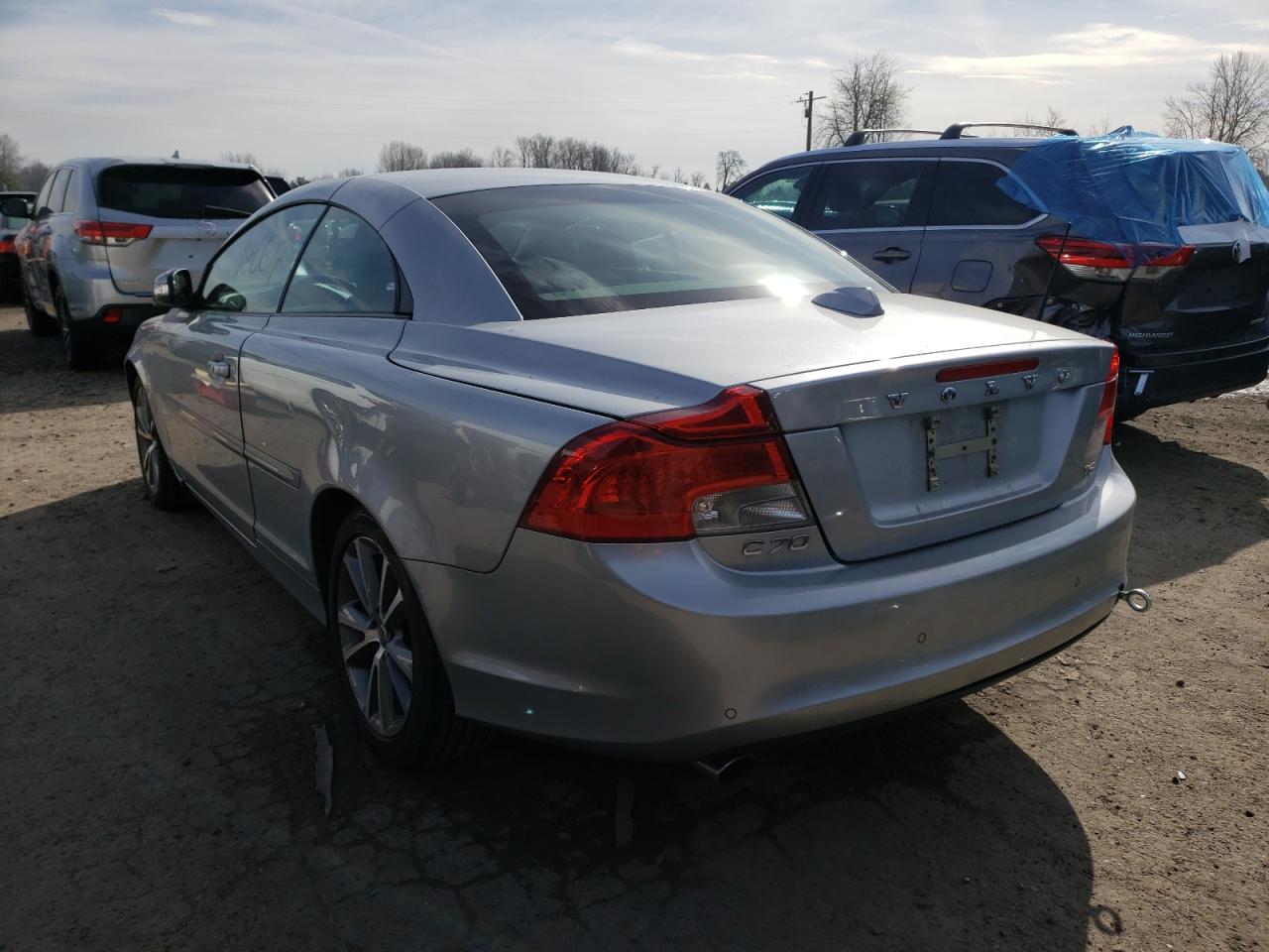 Photo 3 from auction – 2011 VOLVO C70 T5 with VIN YV1672MC6BJ116090