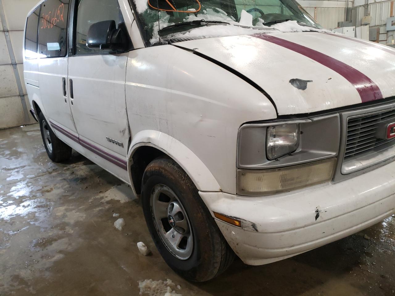 Photo 9 from auction – 1997 GMC SAFARI XT with VIN 1GKDM19W6VB518424