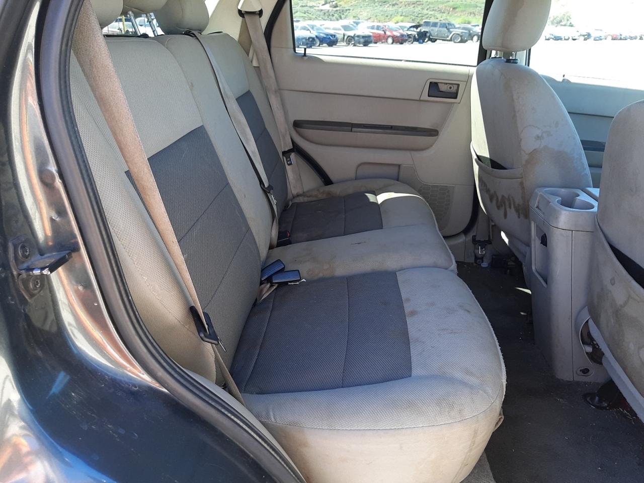 Photo 6 from auction – 2008 FORD ESCAPE XLT with VIN 1FMCU03148KB67494