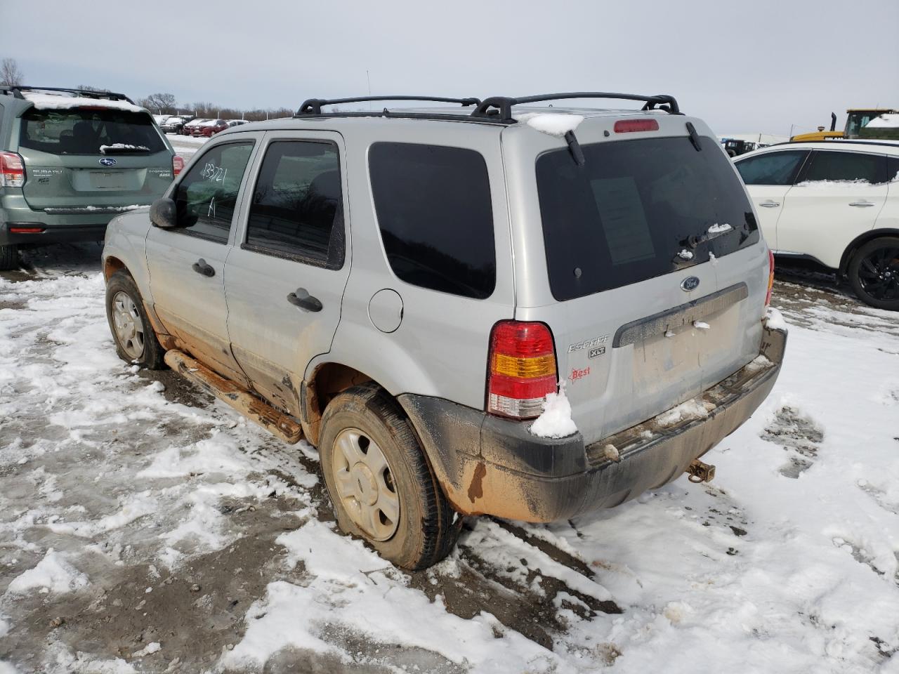 Photo 3 from auction – 2003 FORD ESCAPE XLT with VIN 1FMYU93123KA09559