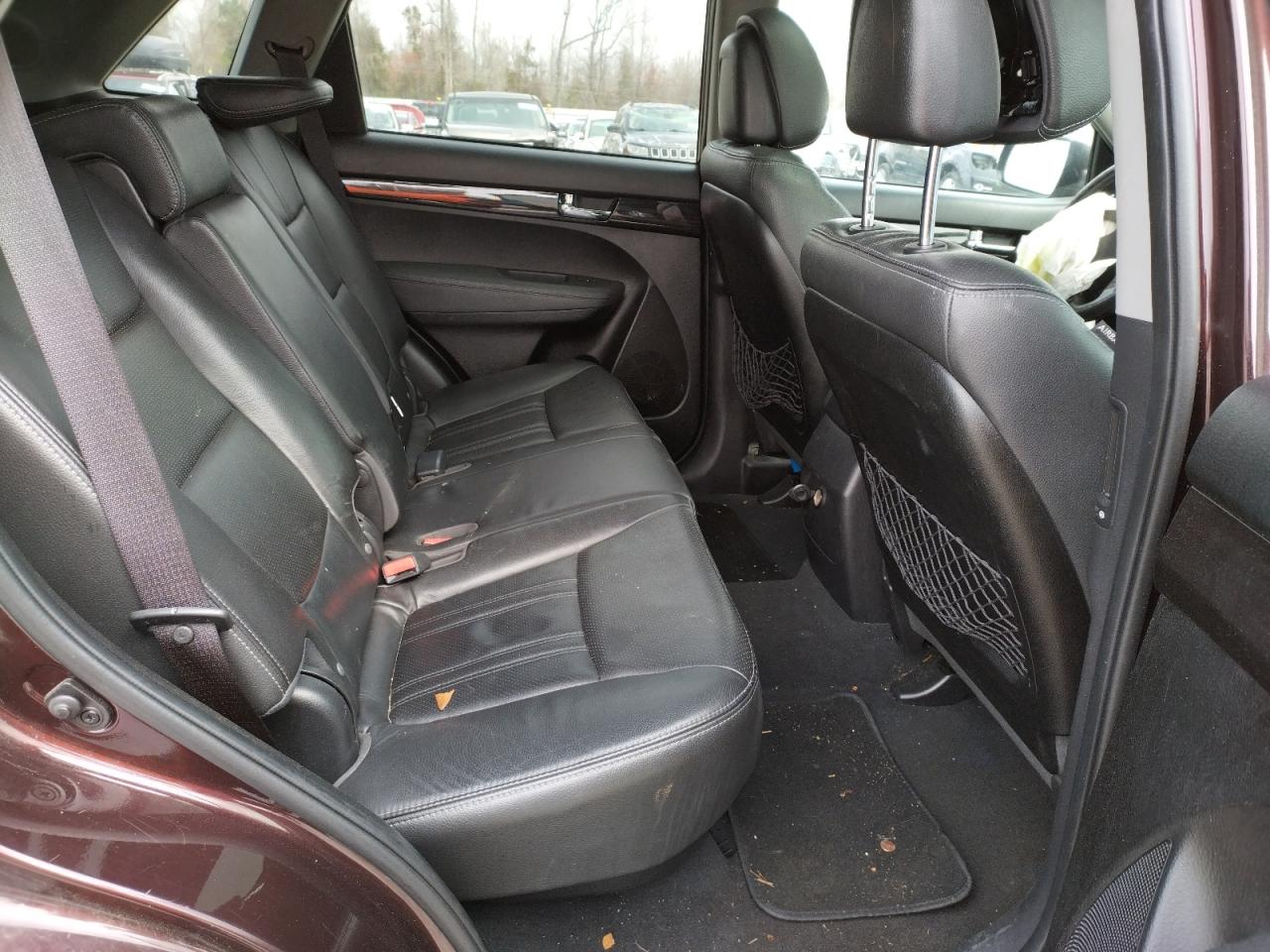 Photo 6 from auction – 2012 KIA SORENTO EX with VIN 5XYKU4A20CG204476