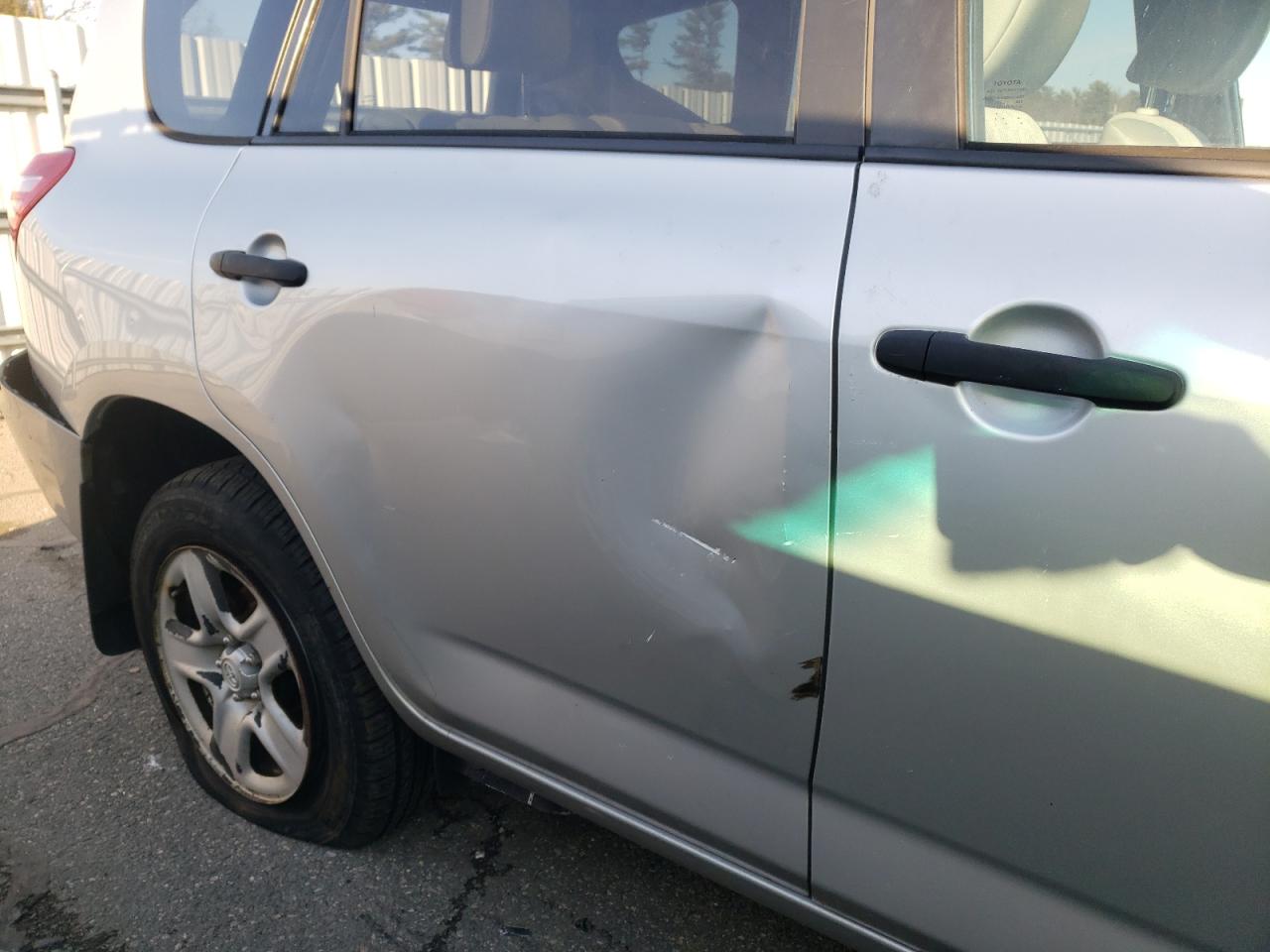 Photo 9 from auction – 2011 TOYOTA RAV4 with VIN 2T3BF4DV9BW173826