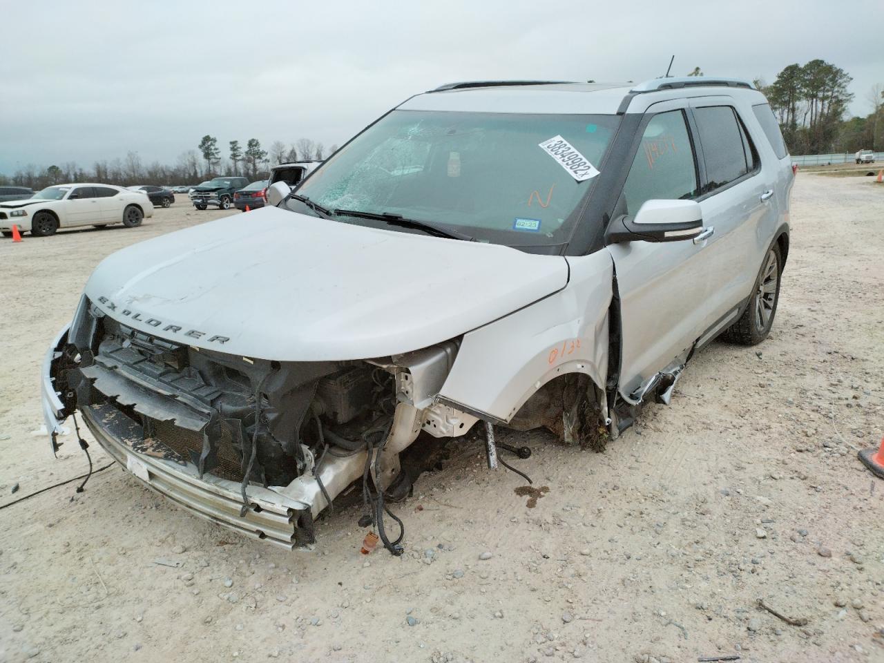 صورة رقم 2 من المزاد - 2018 FORD EXPLORER L مع VIN 1FM5K7F85JGA45915