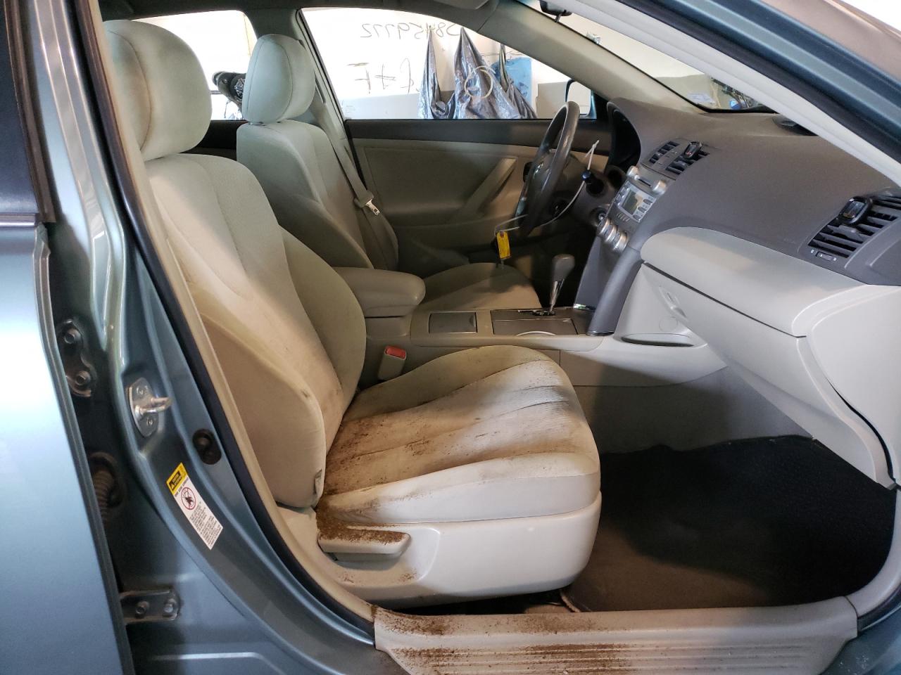 Photo 5 from auction – 2010 TOYOTA CAMRY with VIN 4T4BF3EK9AR030466