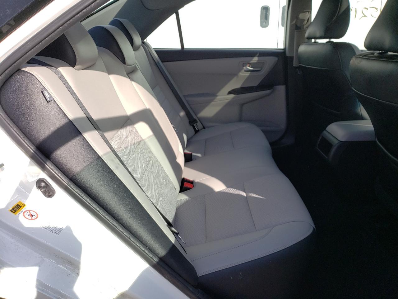 Photo 6 from auction – 2016 TOYOTA CAMRY LE with VIN 4T1BF1FK0GU259074