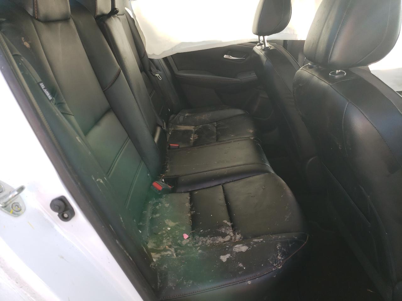 Photo 6 from auction – 2020 NISSAN SENTRA SR with VIN 3N1AB8DV2LY278723