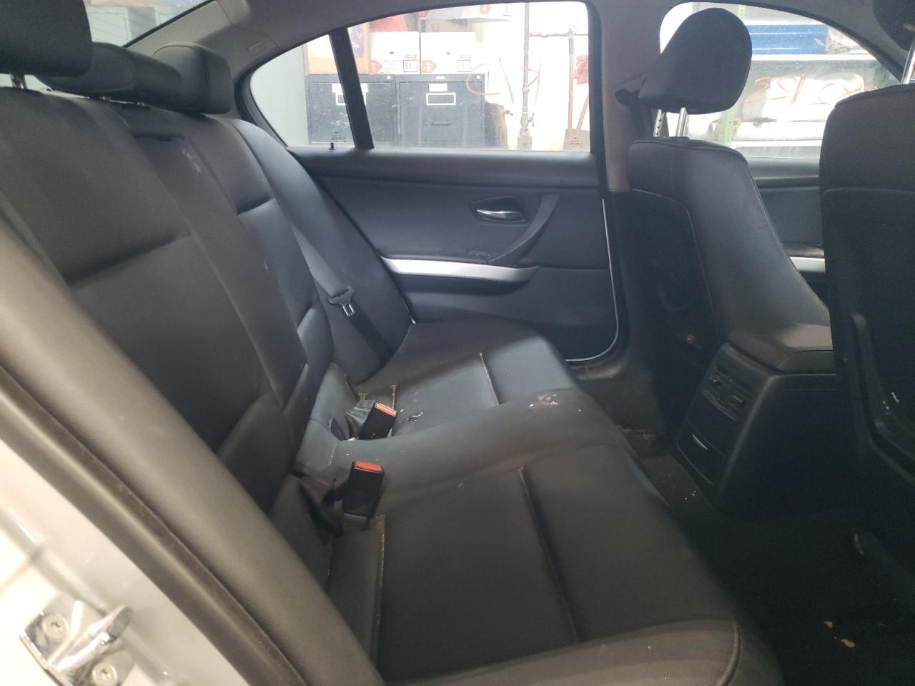 Photo 6 from auction – 2007 BMW 335 XI with VIN WBAVD535X7AV14647