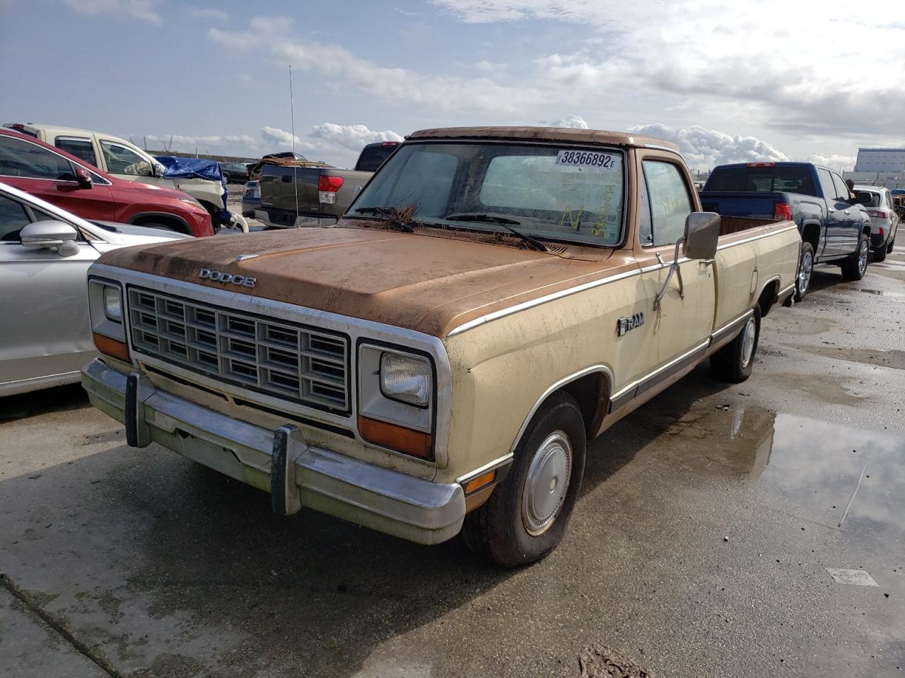 Photo 2 from auction – 1985 DODGE D-SERIES D with VIN 1B7GD14T0FS690908