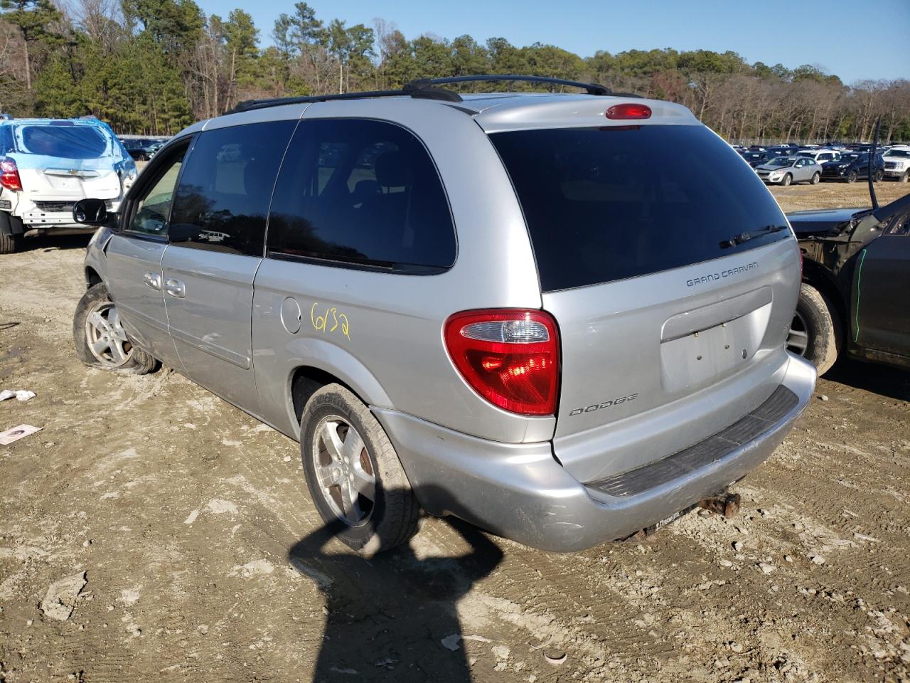 Photo 3 from auction – 2007 DODGE GRAND CARA with VIN 2D8GP44L17R180743