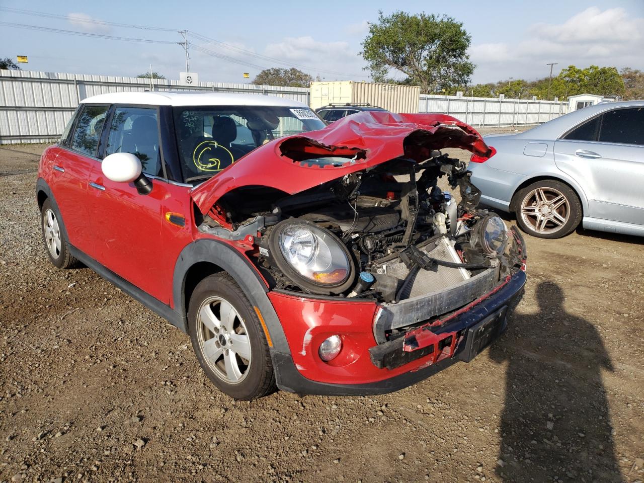 MINI COOPER 2017 with VIN WMWXU1C34H2F77922 - Photo from auction