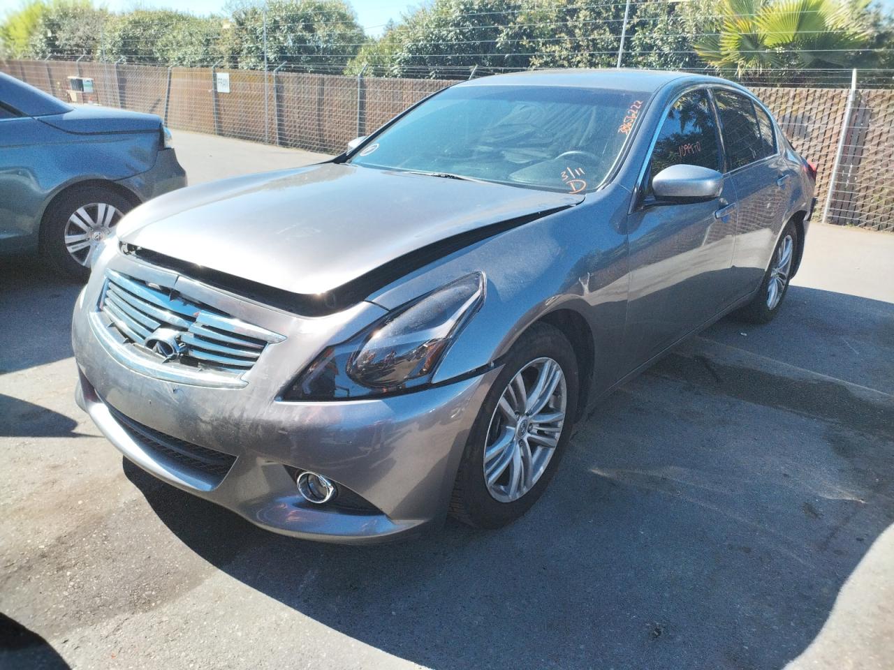Photo 2 from auction – 2013 INFINITI G37 BASE with VIN JN1CV6AP6DM304576
