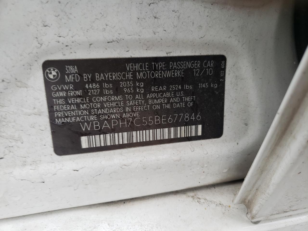 Photo 10 from auction – 2011 BMW 328 I with VIN WBAPH7C55BE677846