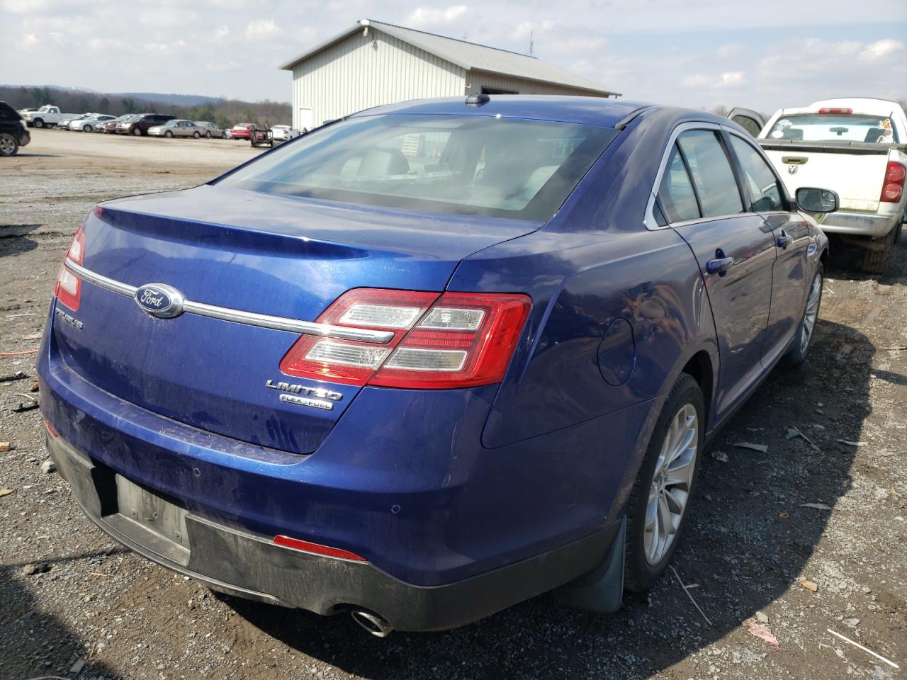 Photo 4 from auction – 2015 FORD TAURUS LIM with VIN 1FAHP2F88FG116172
