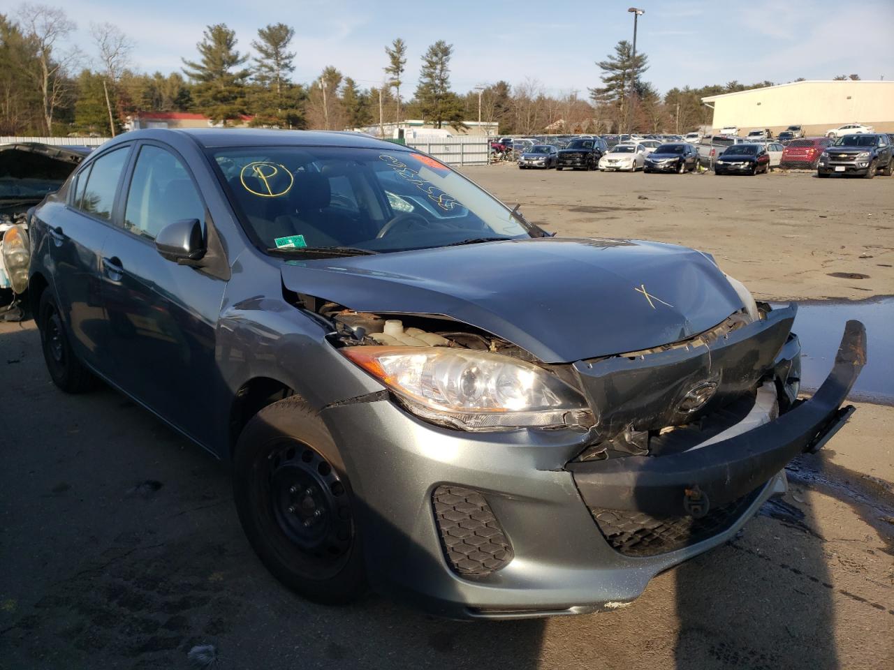 MAZDA 3 I 2013 with VIN JM1BL1TGXD1725149 - Photo from auction